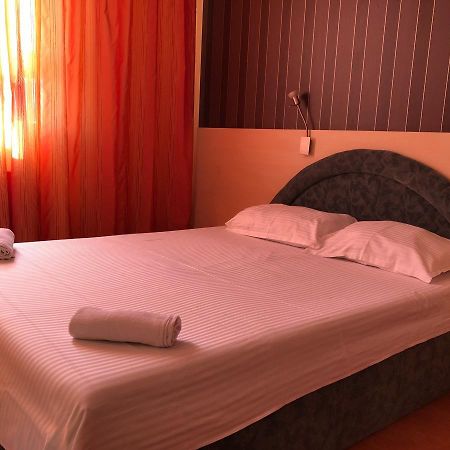 Hotel Astra София Экстерьер фото