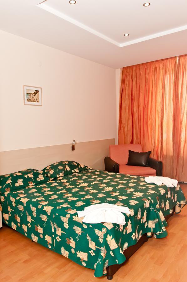 Hotel Astra София Экстерьер фото