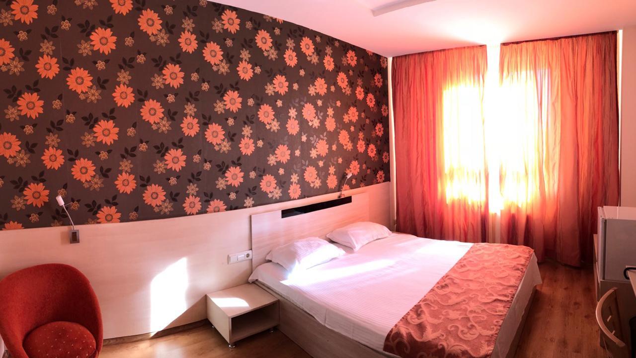 Hotel Astra София Экстерьер фото